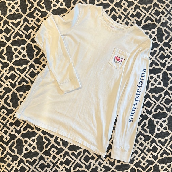 Vineyard Vines Valentines long sleeve tee - Picture 1 of 2